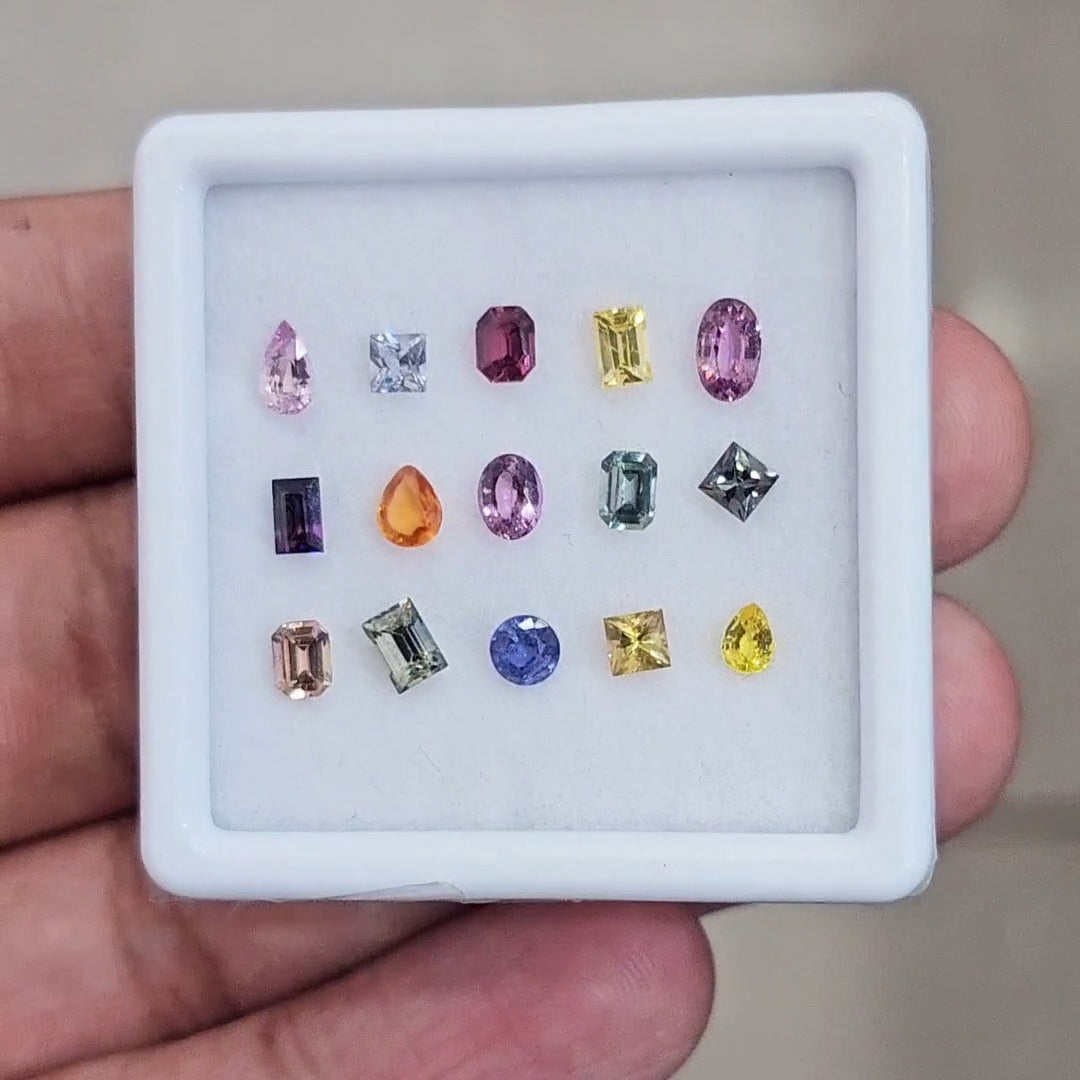 3.9Cts Natural Madagascar Sapphire | 3-5mm | Mix