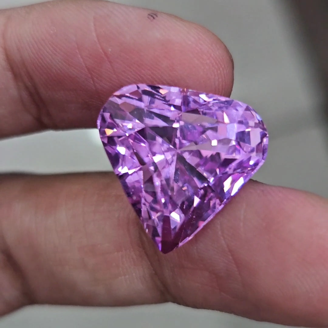 29.1Cts Natural Kunzite Faceted Clean| With Certificate| 19x18mm | Teardrop |Clean - The LabradoriteKing