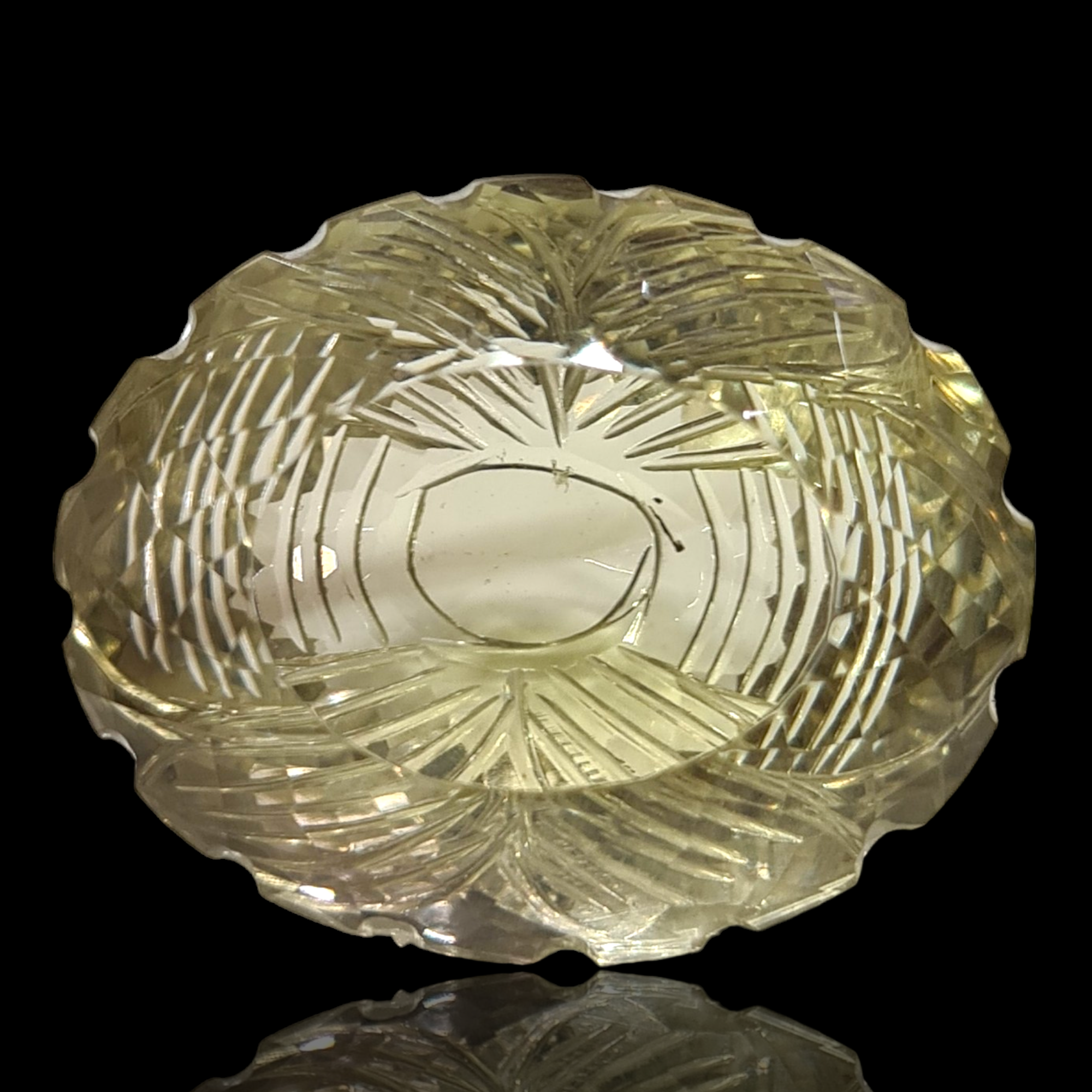 Natural 1 piece hand carved Yellow Quartz  : Oval Shape | Size:30x24mm - The LabradoriteKing