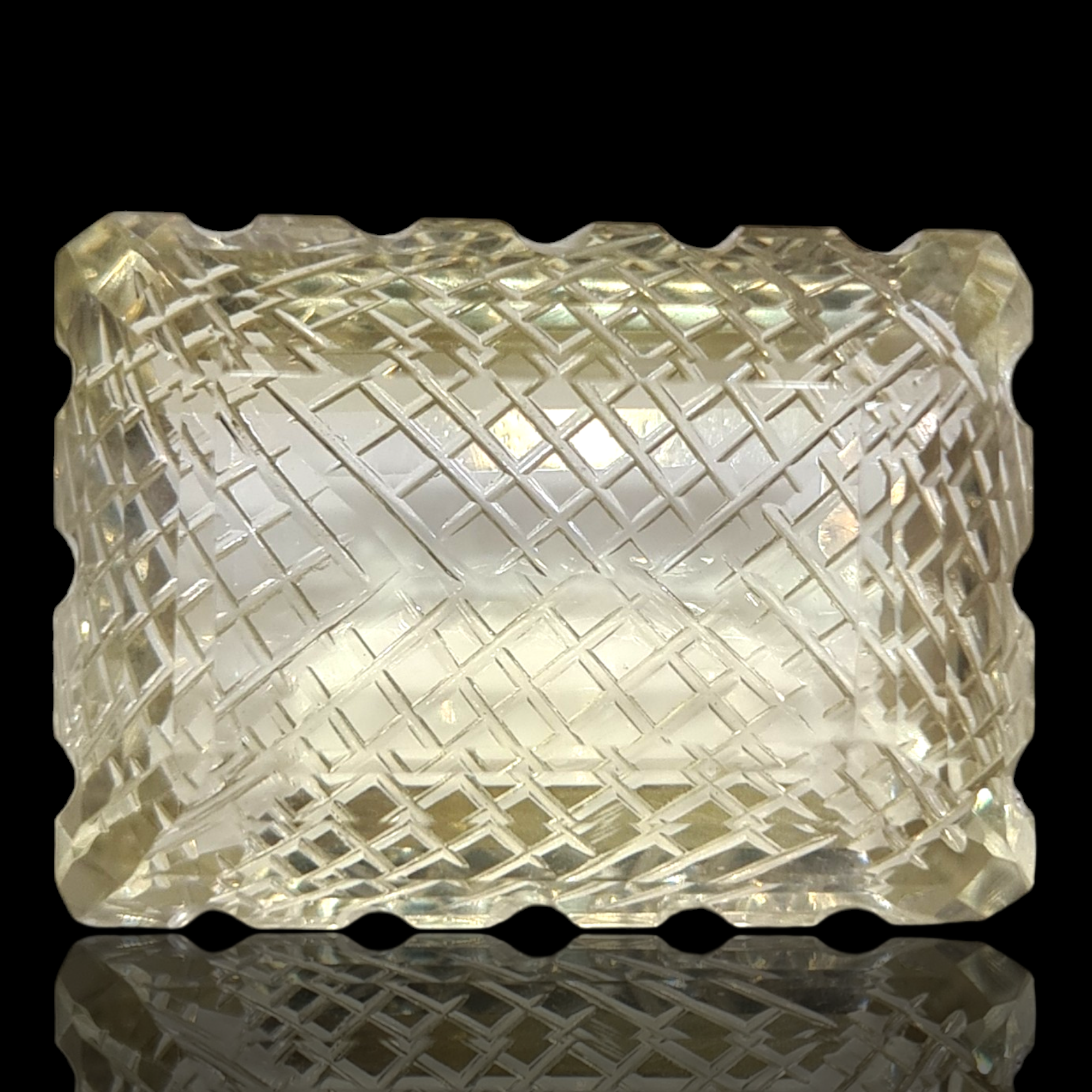 Natural 1 piece hand carved Yellow Quartz  : Rectangle Shape | Size:31x23mm - The LabradoriteKing