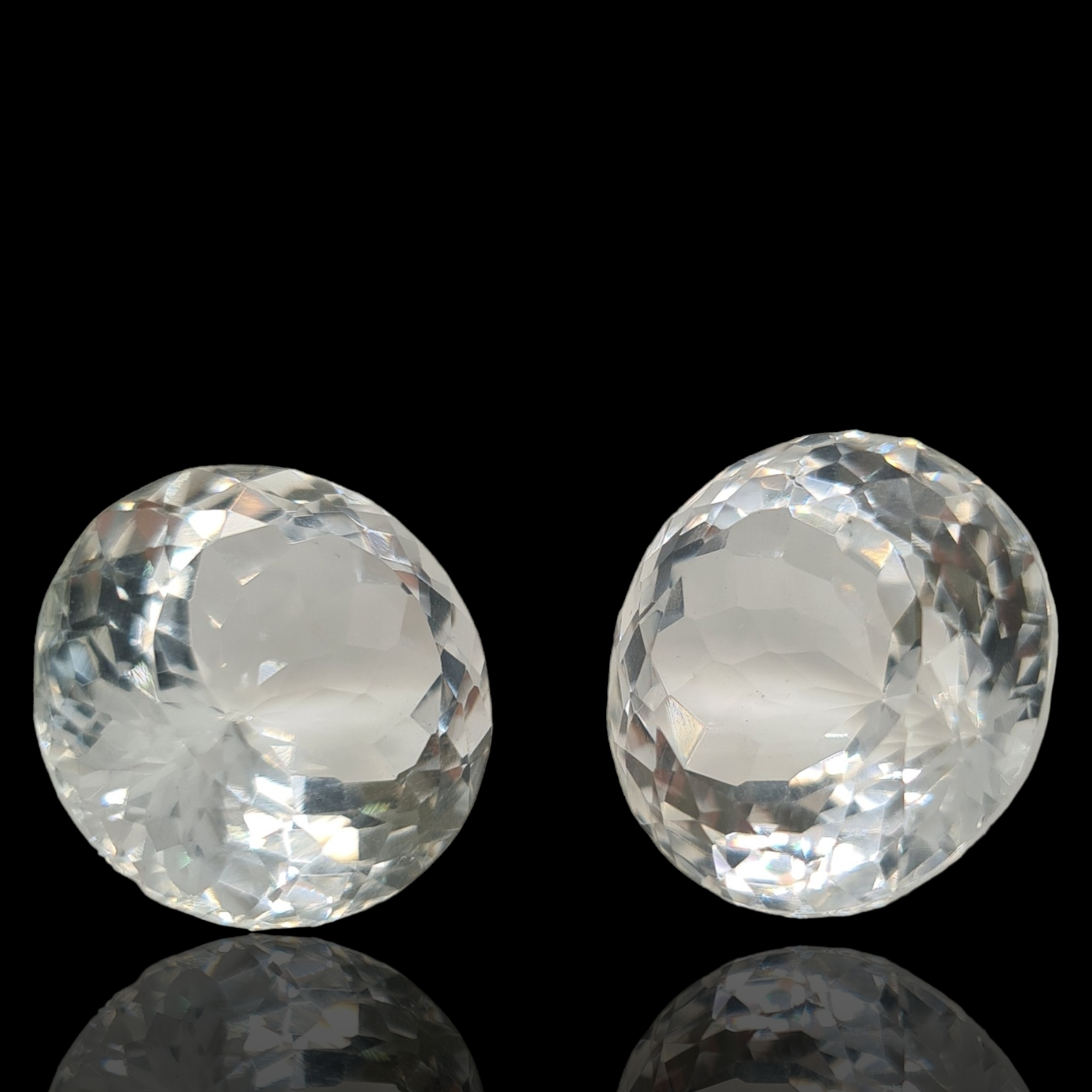 Natural 1 pair Faceted White Topaz: Shape: Round | Size:20mm - The LabradoriteKing