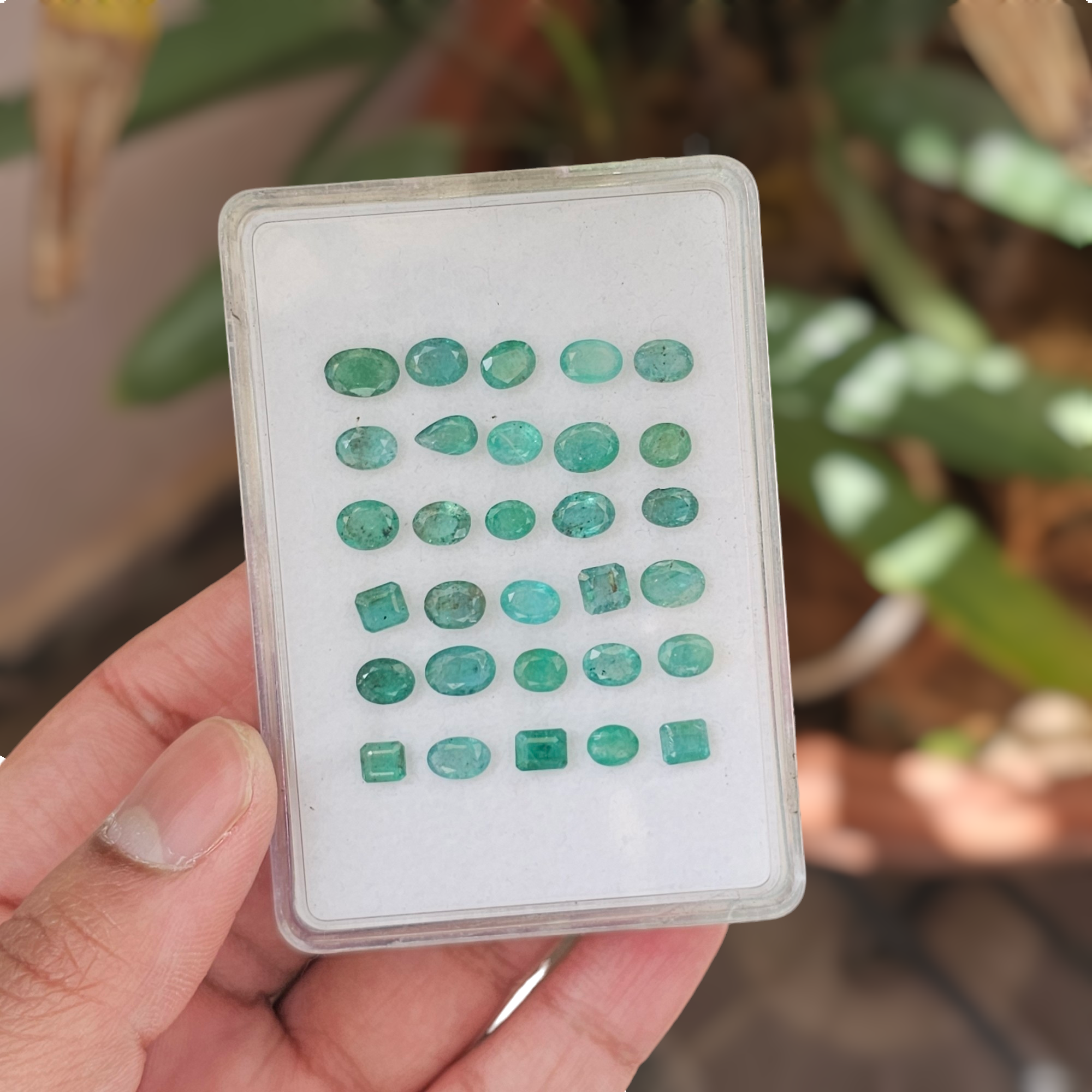 30 Pcs Of Natural Emerald Faceted |Shap: Mix| Size:5-8mm - The LabradoriteKing
