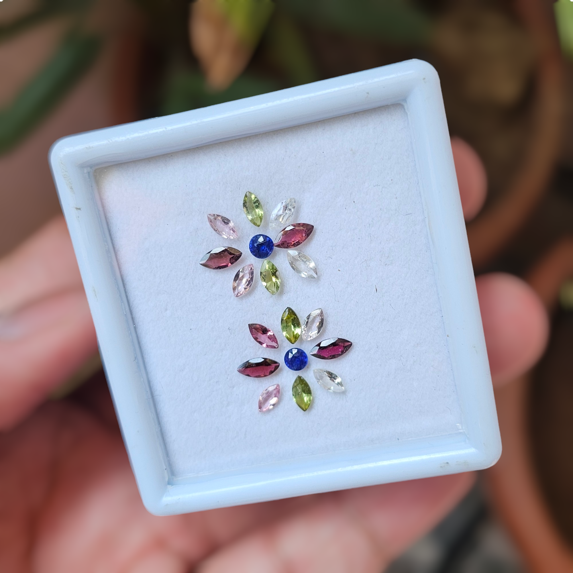 18 Pcs Of Natural Blue Sapphire & Tourmaline Faceted | Shap:Marquise & Round| Size:4-7mm - The LabradoriteKing