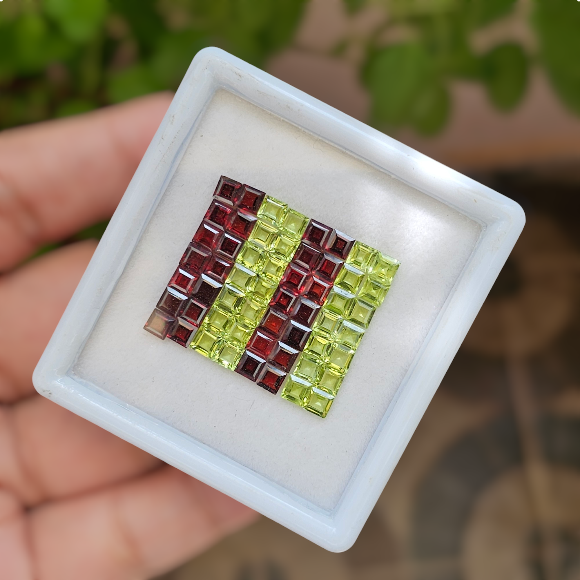 56 Pcs Of Natural Garnet & Peridot Faceted | Shape: Square | Size: 4mm - The LabradoriteKing