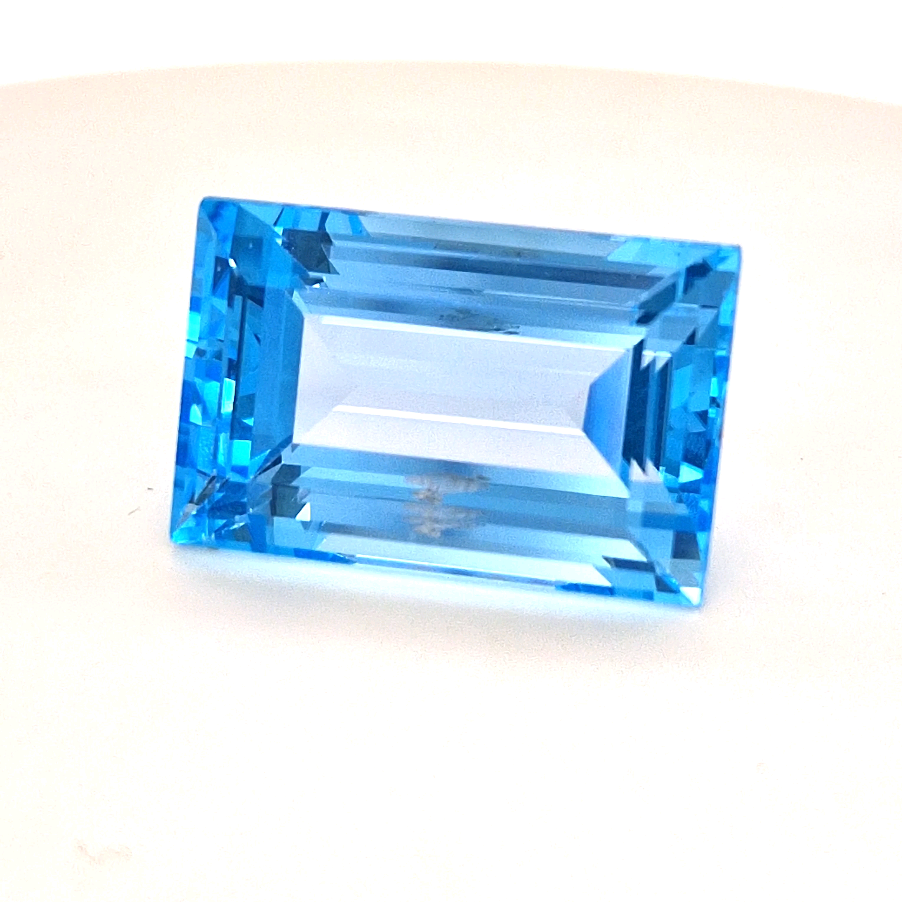 Natural Big Size Sky Blue Topaz Faceted | Rectangle | Size:27x18mm - The LabradoriteKing