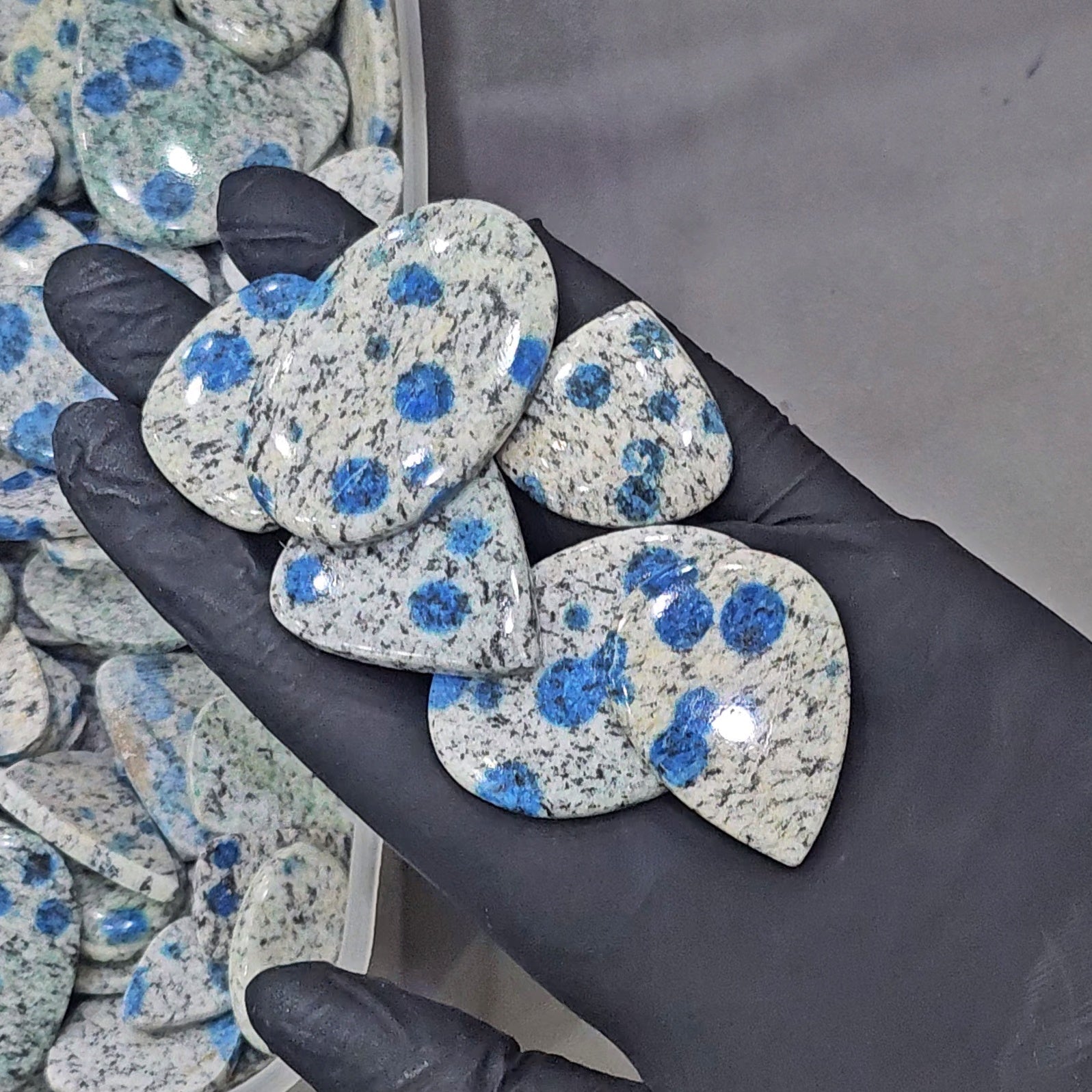 500 Grams Natural K2 Jasper Cabochons |1" Inchws to 2" Inches | 50-60 Pcs - The LabradoriteKing