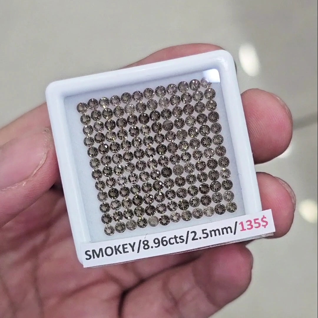144 Pcs of Natural Smoky Quartz Round Cut | Round | Size: 2.5mm - The LabradoriteKing