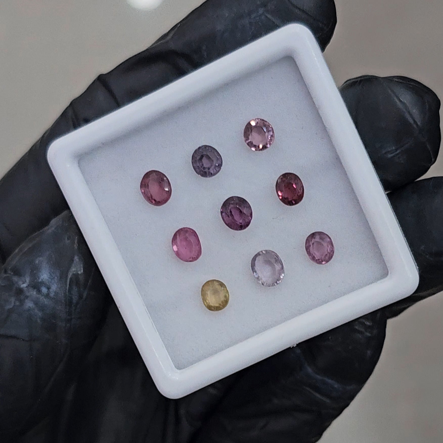 9 Pcs Natural Multi Spinel Faceted  | Oval And Round | 4-5mm - The LabradoriteKing