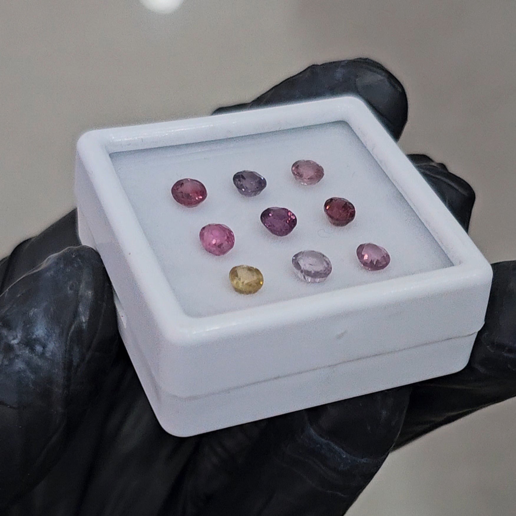 9 Pcs Natural Multi Spinel Faceted  | Oval And Round | 4-5mm - The LabradoriteKing