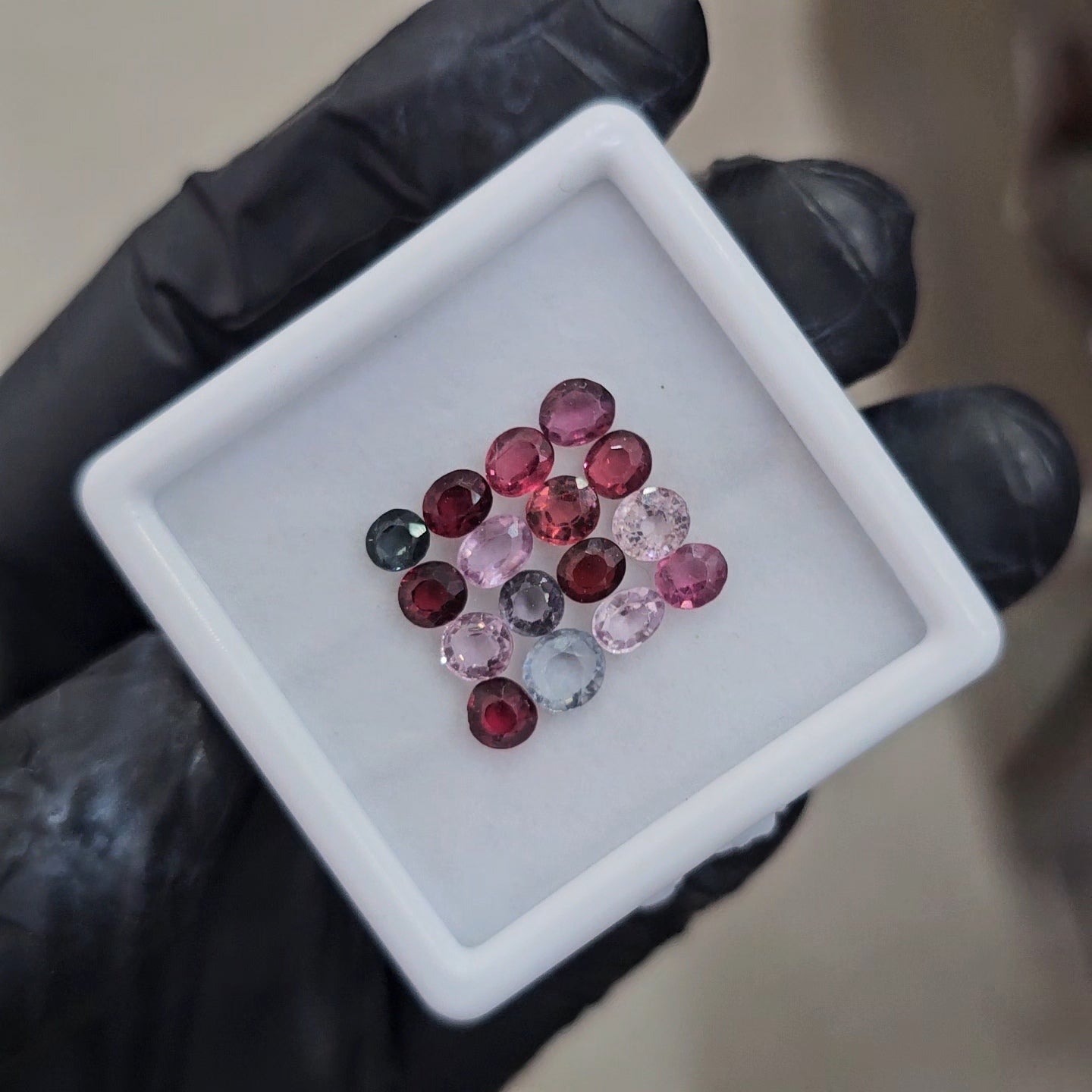 16 Pcs Natural Multi Spinel Faceted  | Oval And Round  | 4-5mm - The LabradoriteKing