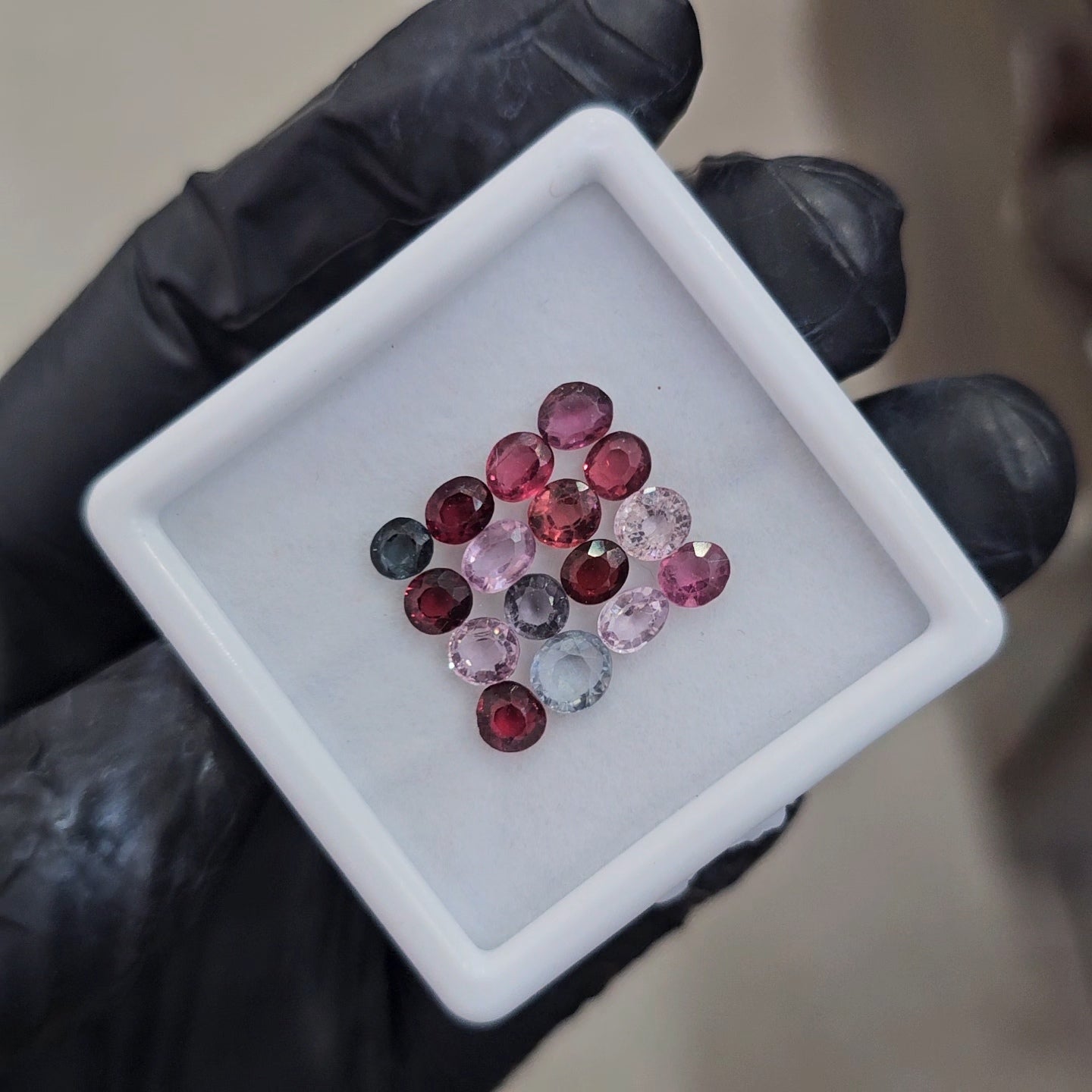 16 Pcs Natural Multi Spinel Faceted  | Oval And Round  | 4-5mm - The LabradoriteKing