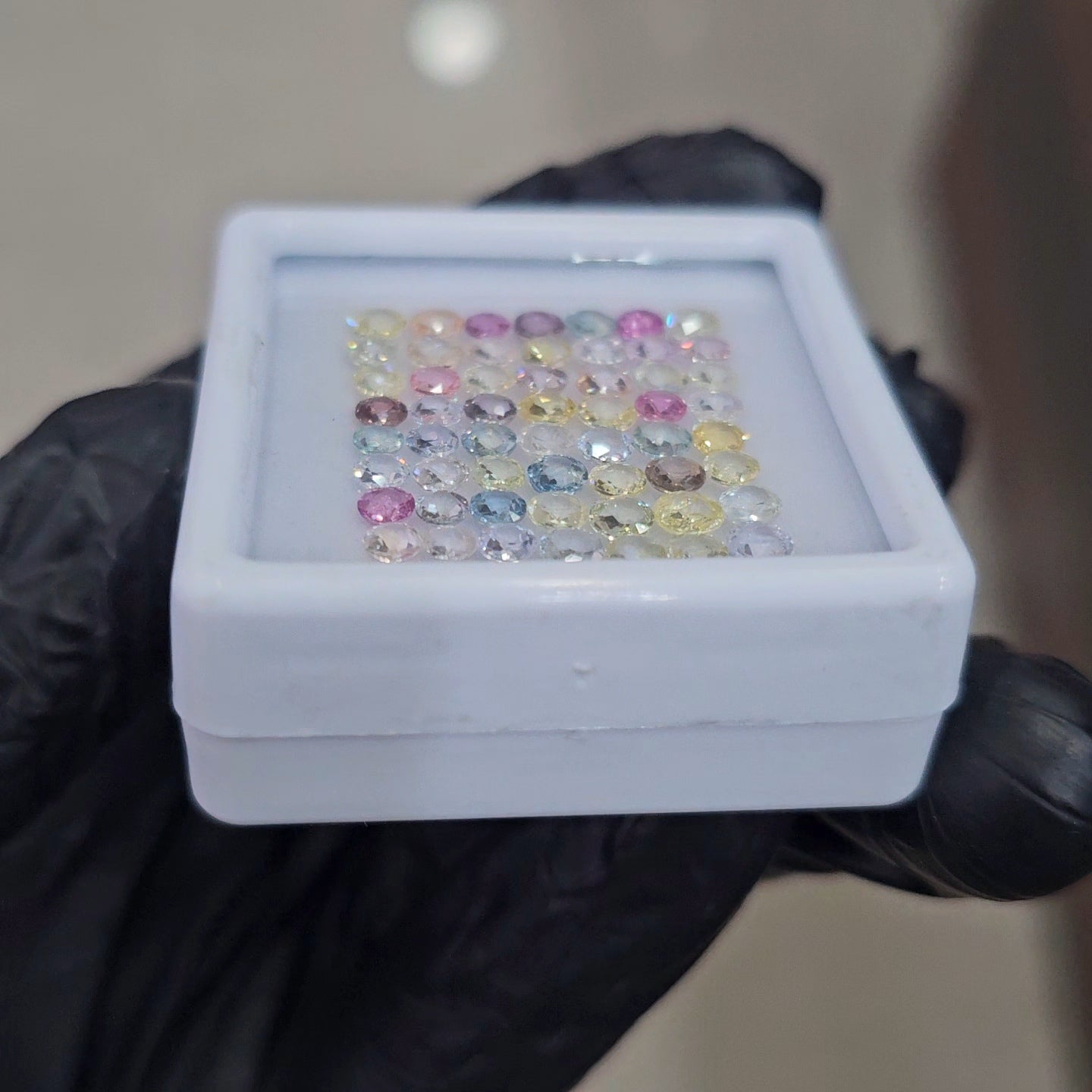 56Pcs of Natural Unheated Sapphire Faceted | Round | Size: 3-4mm - The LabradoriteKing