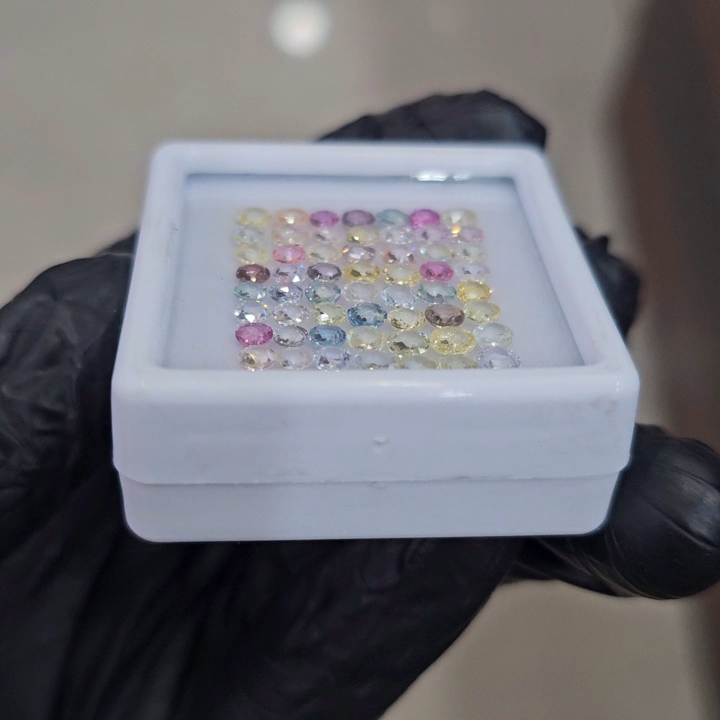 56Pcs of Natural Unheated Sapphire Faceted | Round | Size: 3-4mm - The LabradoriteKing