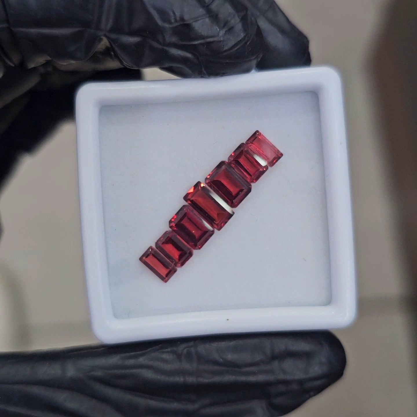 7Pcs of Natural Redrose Garnet Faceted | Rectangle | Size: 6-8mm - The LabradoriteKing