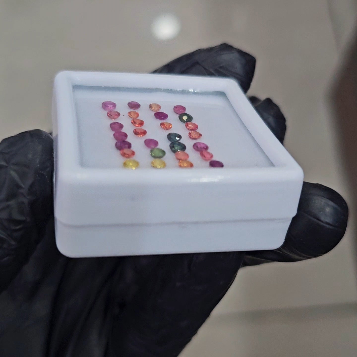 28Pcs of Natural Multi Sapphire Faceted | Round | Size: 2-3mm - The LabradoriteKing