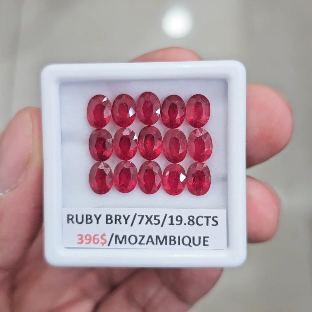 15Pcs of Natural Mozambique Ruby Faceted  | Oval | Size: 7x5mm - The LabradoriteKing