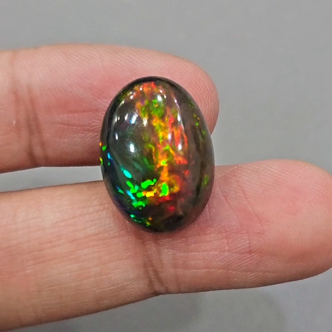 Natural Ethiopian Black Smoked Opal Cabochon | Oval | Size: 21x15mm | 13.7 Cts - The LabradoriteKing