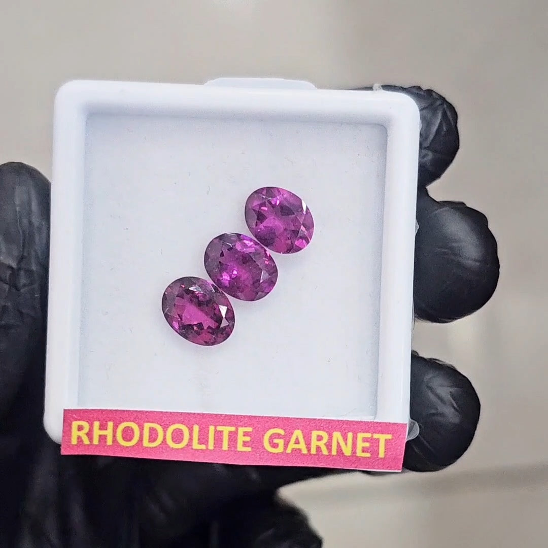 3 Pcs Natural Rhodolite Garnet Faceted | Shape: Oval | Size: 9x7mm - The LabradoriteKing