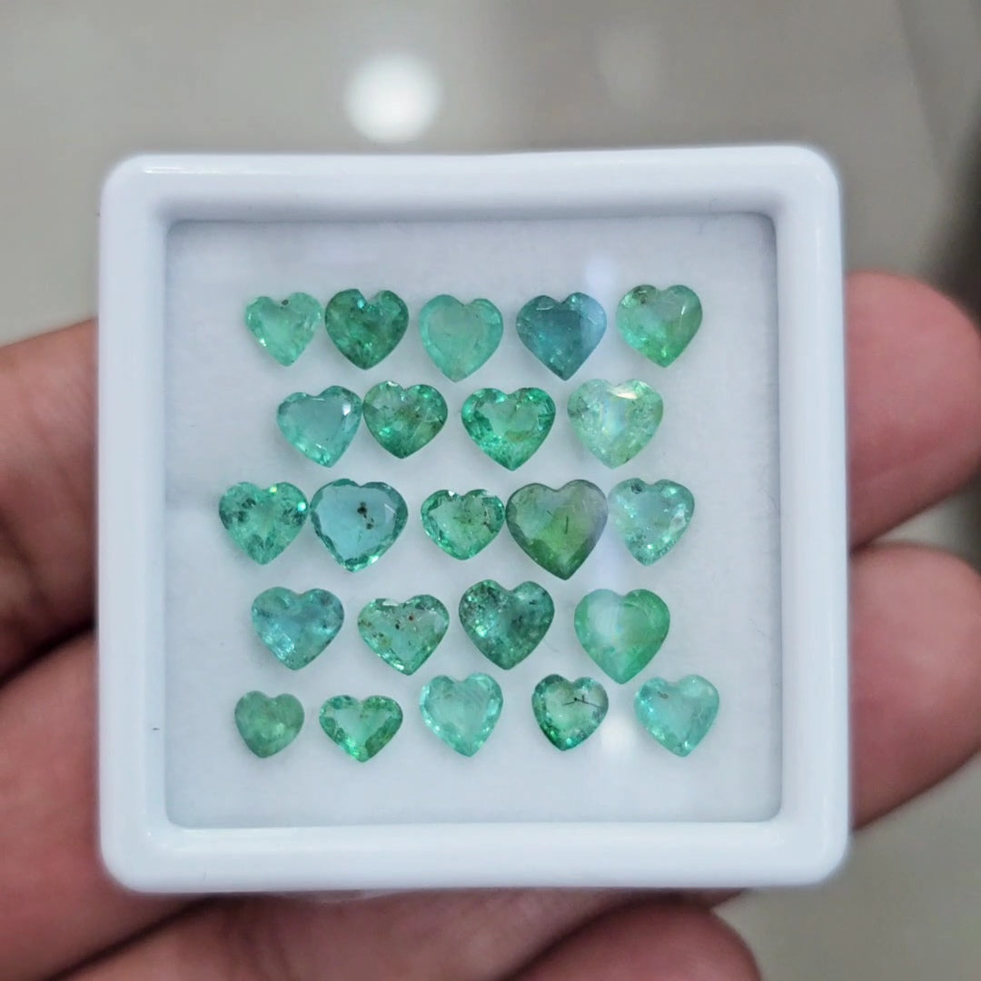 23pcs Of Natural Emerald Faceted | Sizes:4-6mm| Rectangle - The LabradoriteKing