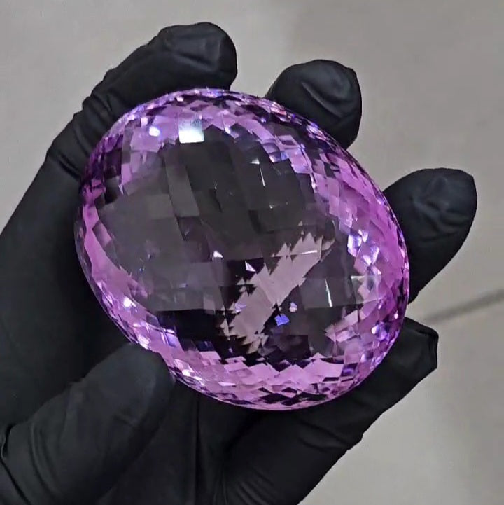 608.5 Cts | Natural Big Size Jumbos Lavender Amethyst Checker Cut | Oval | 62x49mm - The LabradoriteKing