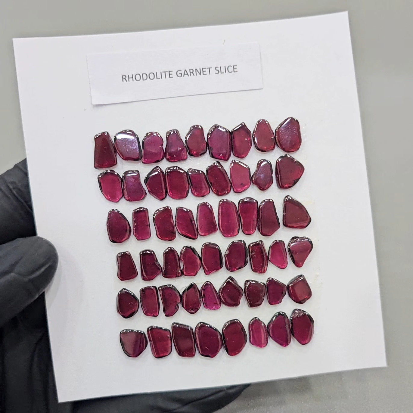 1 Card Of Natural Rhodolite Garnet Slice| Size: 9-15mm - The LabradoriteKing