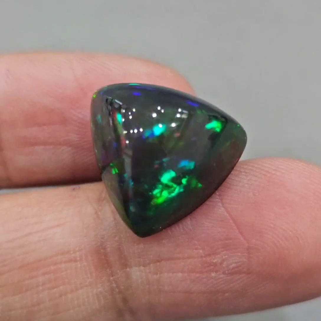 Natural Ethiopian Black Smoked Opal Cabochon | Trillion| Size: 18x17mm - The LabradoriteKing