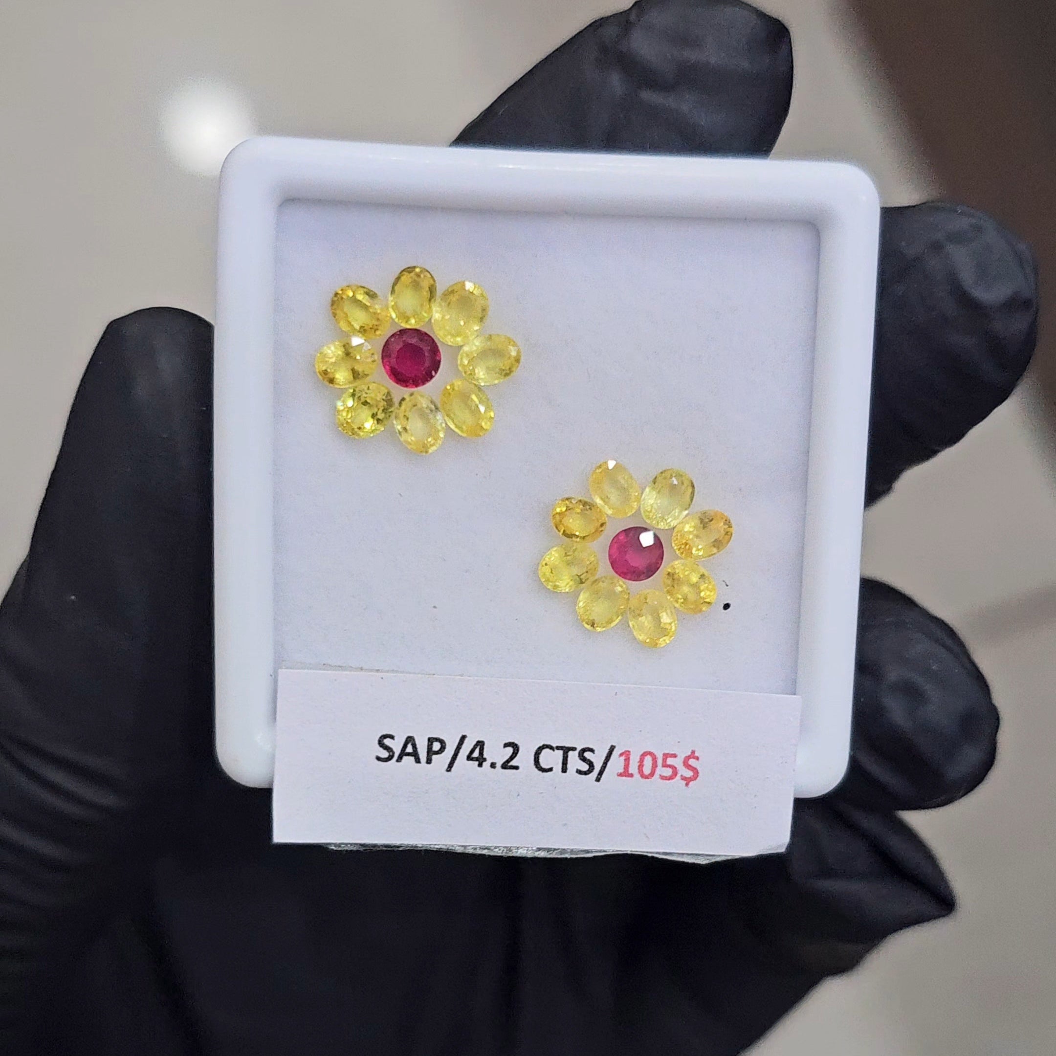 18 Pcs Of Natural Sapphire & Ruby Faceted | Shape: Oval & Round | Size: 5x4mm - The LabradoriteKing