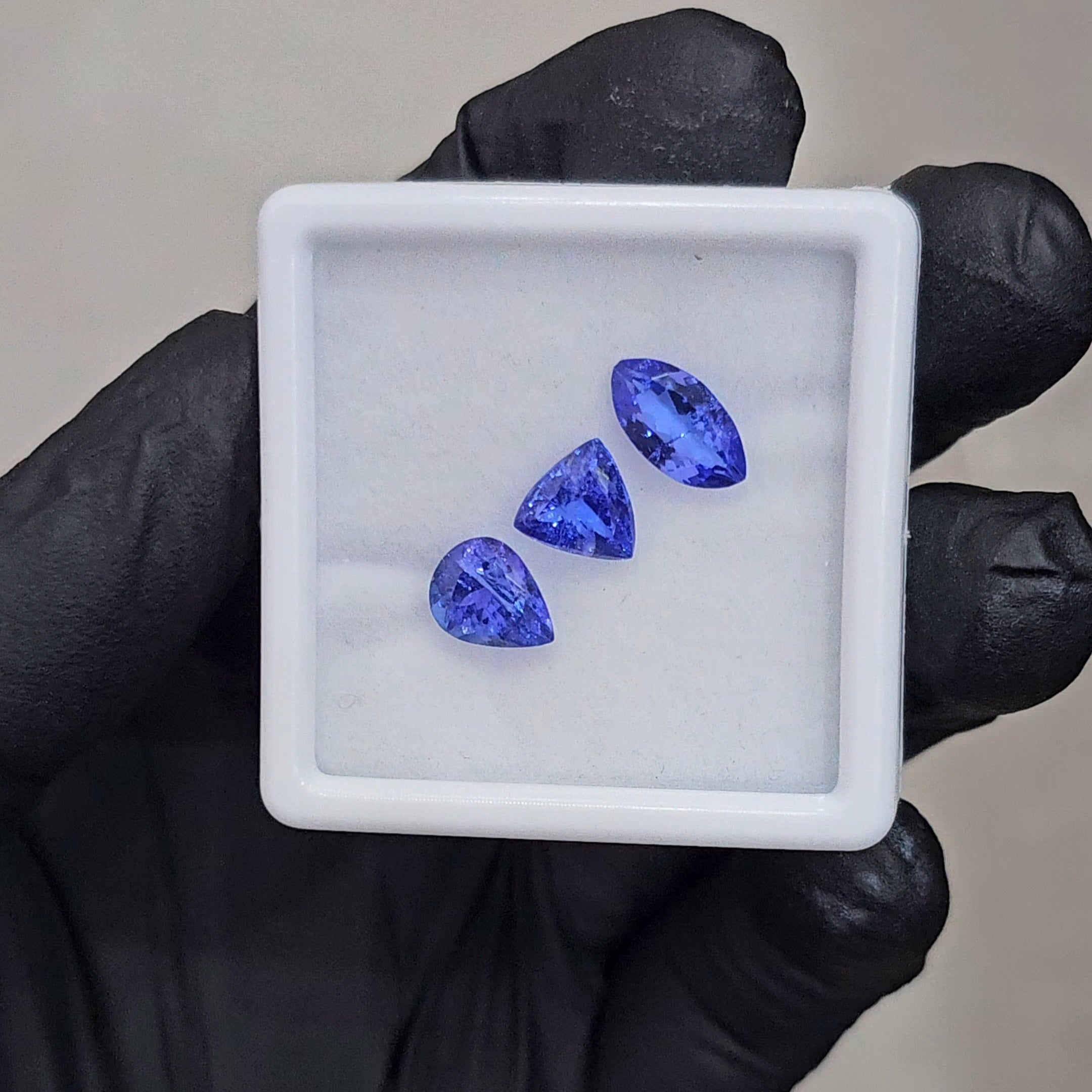 3 Pcs Natural Tanzanite  | Shape: Round & Oval| Size: 8-9mm - The LabradoriteKing