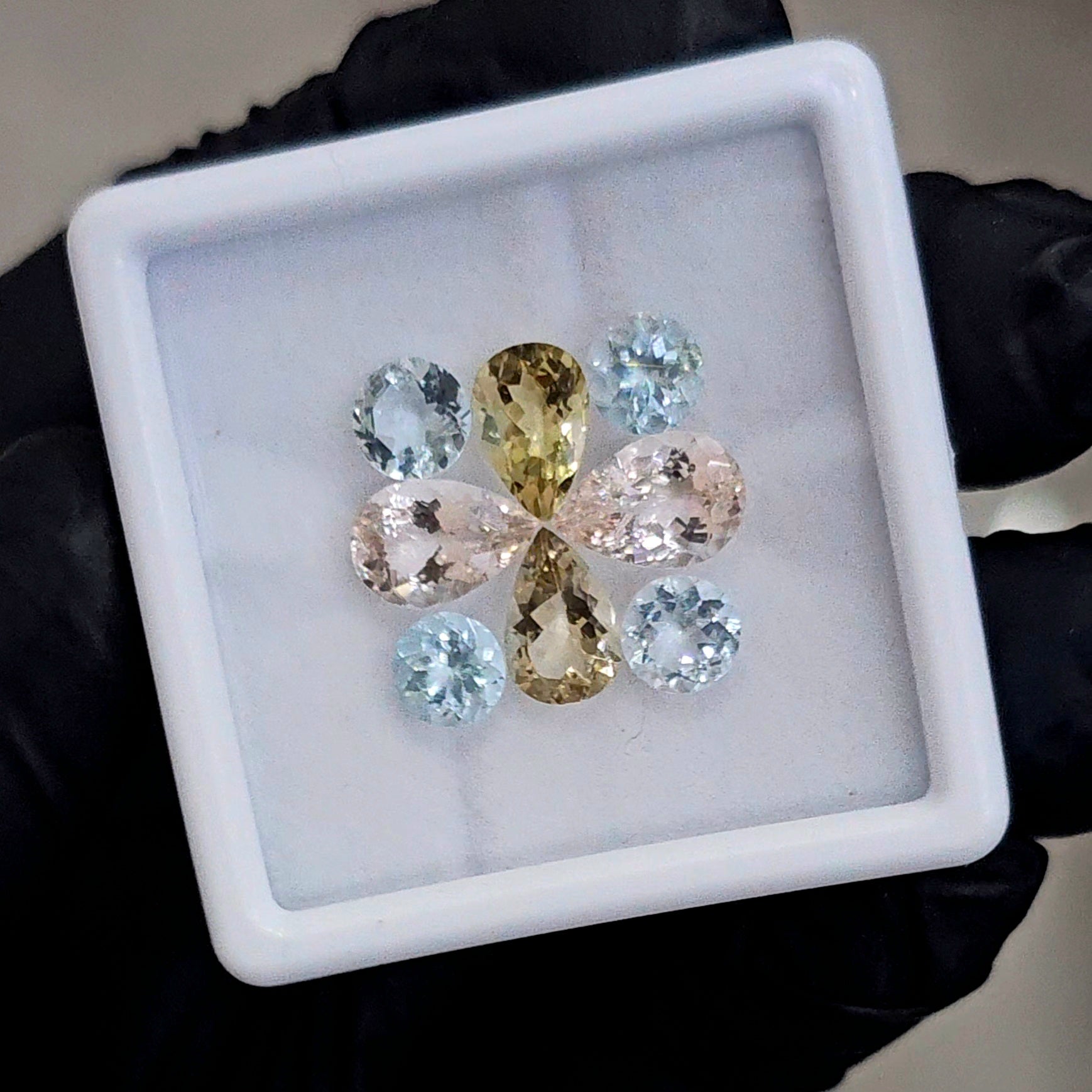 8 Pcs of Natural Mix Beryls; Green Beryls, Morganite & Aquamarine | Pear & Round | Size: 6-10mm - The LabradoriteKing