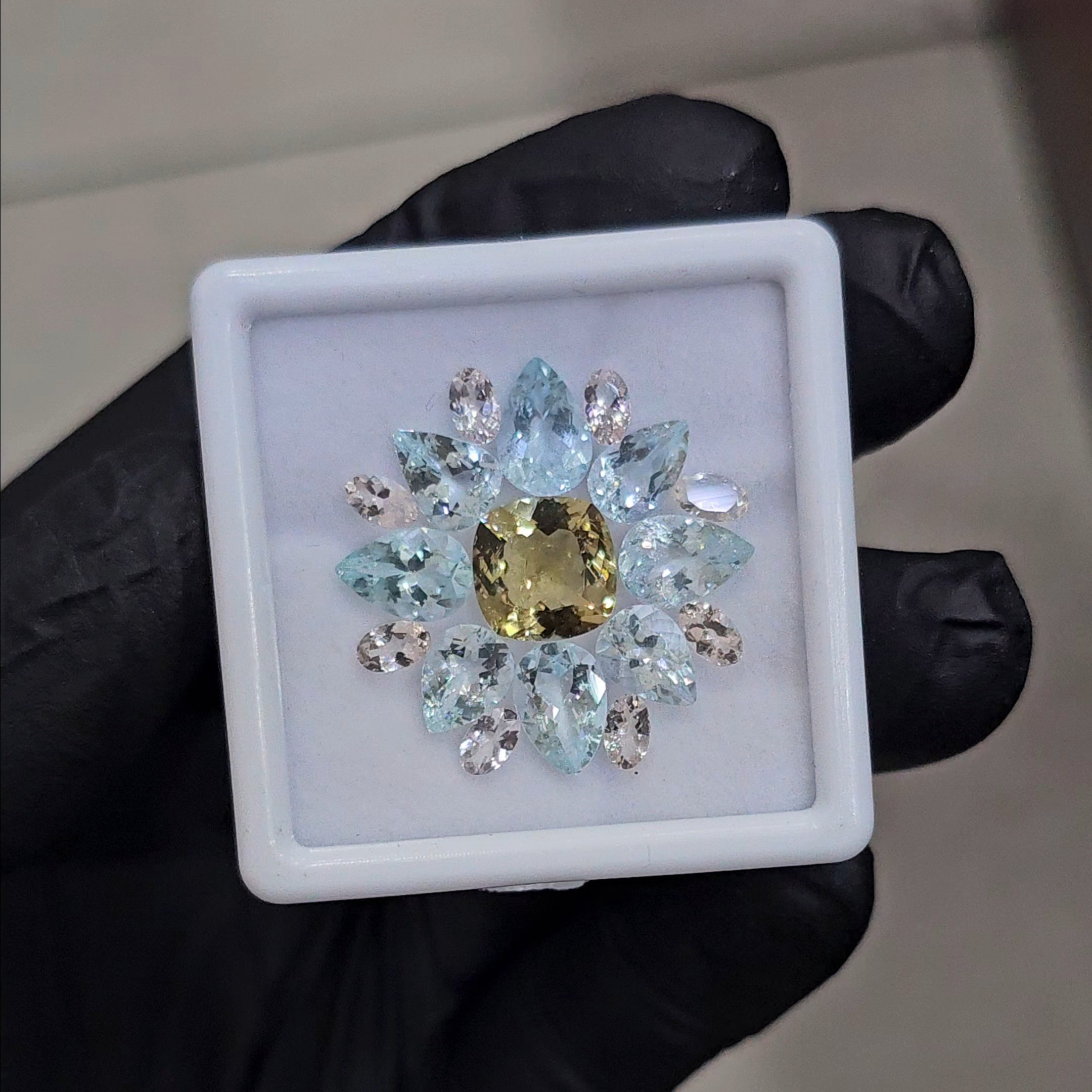 17 Pcs Natural Aquamarine Morganite and heliodor Faceted unheated | Shape: Mix| Size: 6-9mm - The LabradoriteKing
