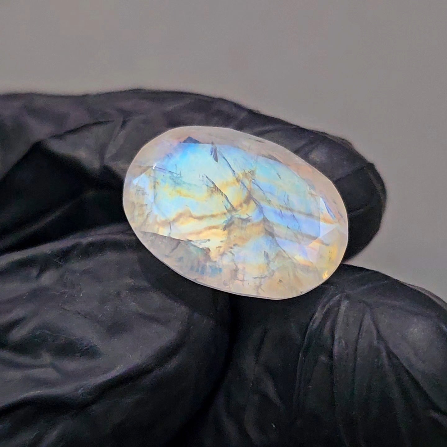 Natural Rainbow Moonstone from India Faceted | Oval | 13x18mm - The LabradoriteKing