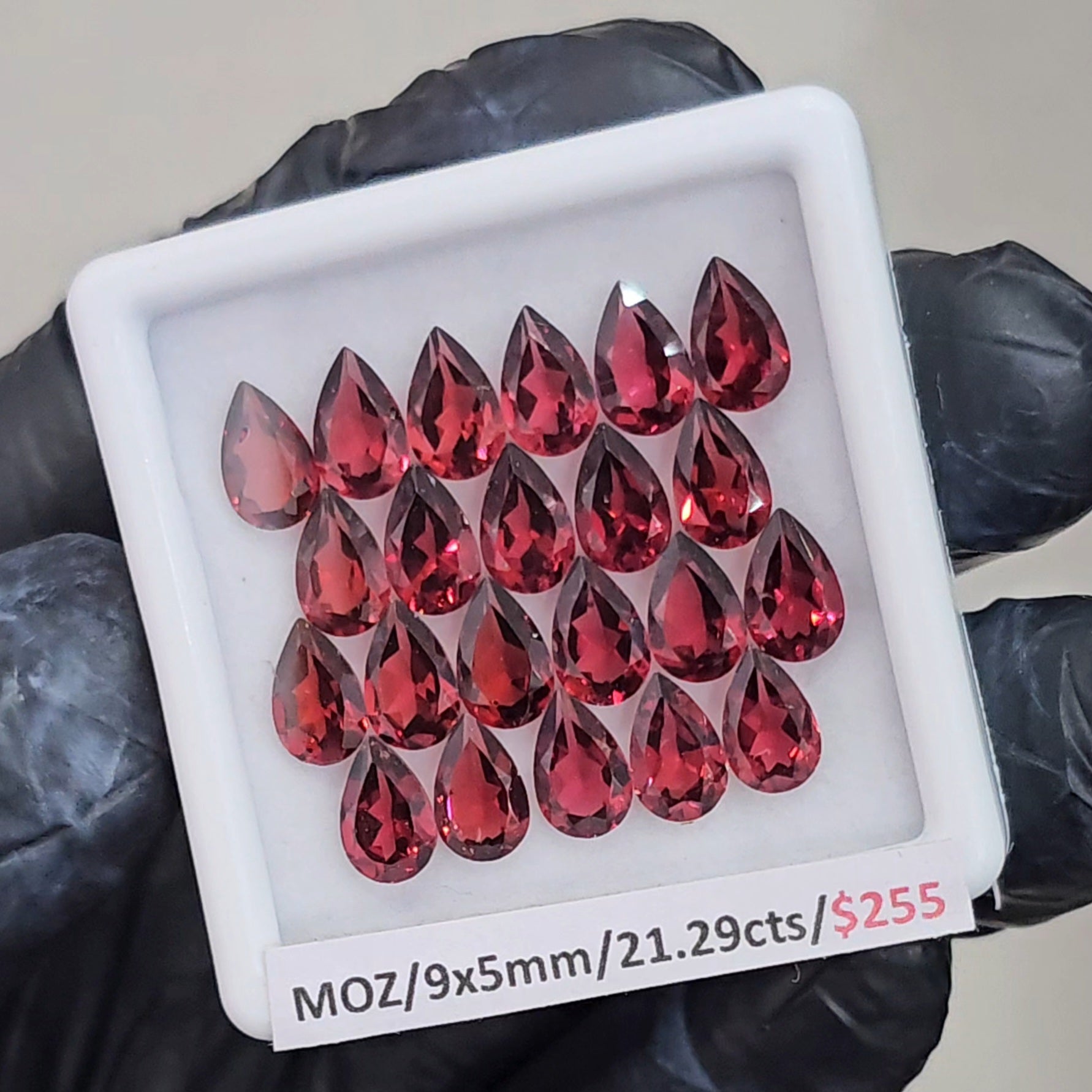 22 Pcs Natural Mozambique Garnet Faceted |Pear| Size: 9x5mm - The LabradoriteKing