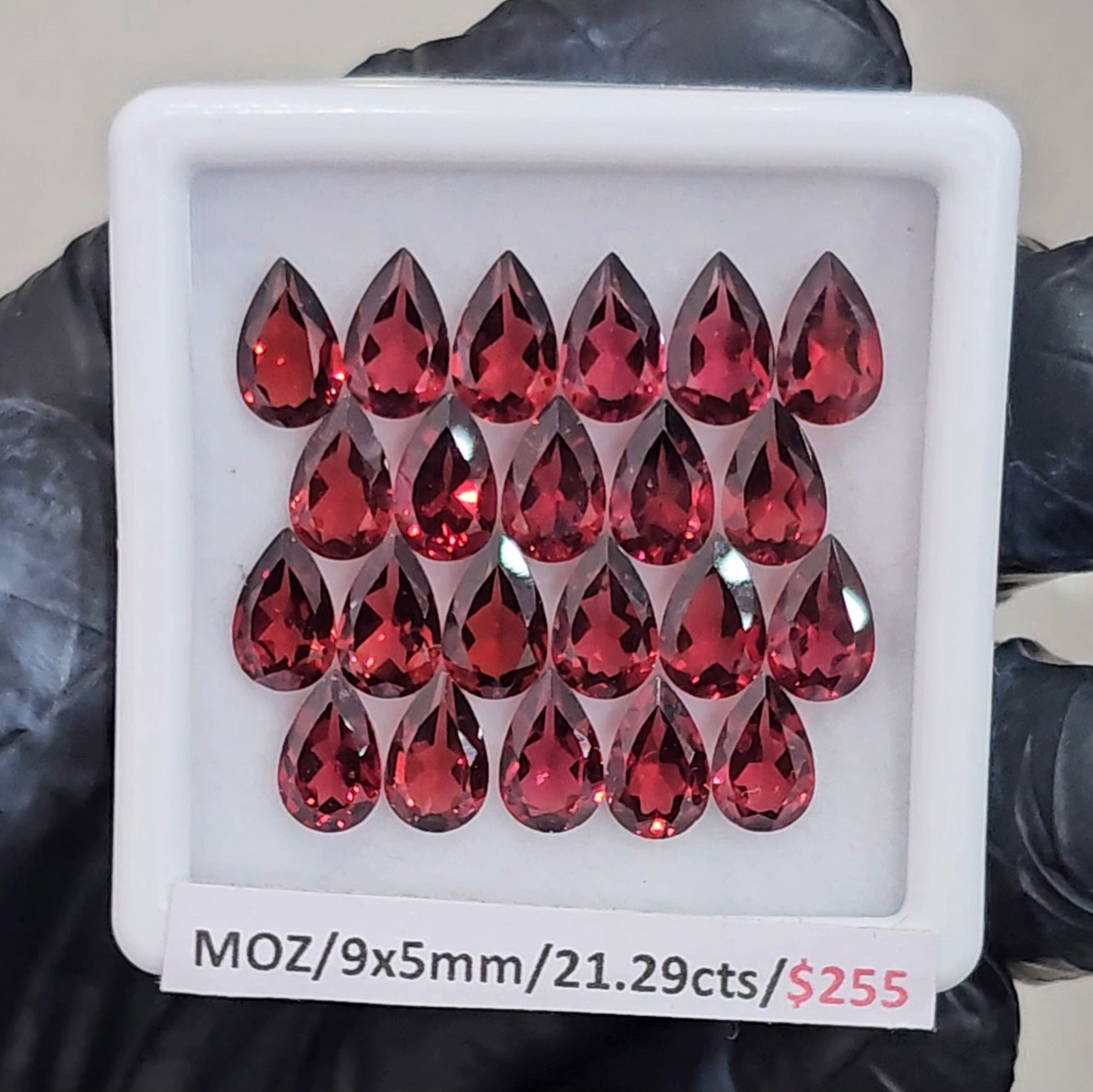 22 Pcs Natural Mozambique Garnet Faceted |Pear| Size: 9x5mm - The LabradoriteKing