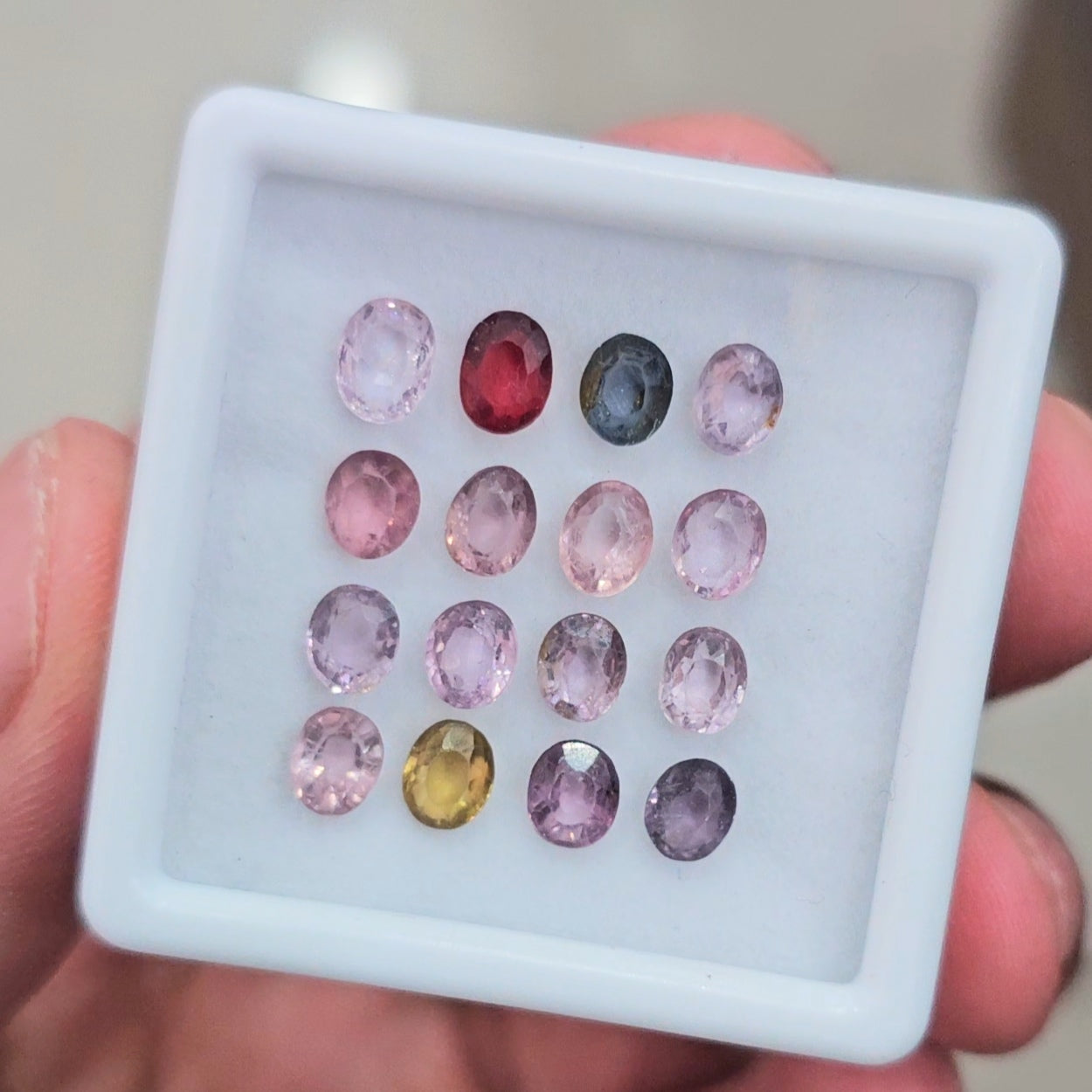 16 Pcs Natural Spinel Faceted  | Oval| 4-6mm - The LabradoriteKing