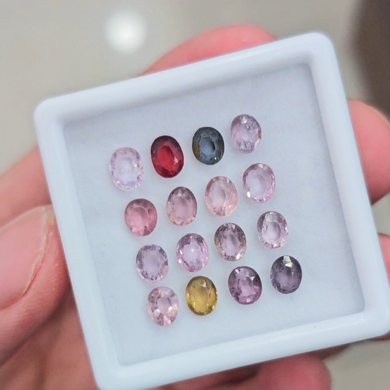 16 Pcs Natural Spinel Faceted  | Oval| 4-6mm - The LabradoriteKing