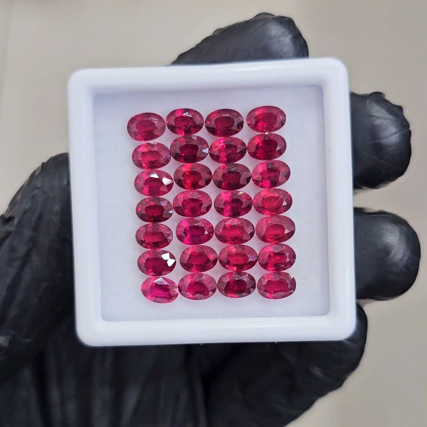 28 Pcs Natural Ruby Faceted | Oval | 6x4mm - The LabradoriteKing