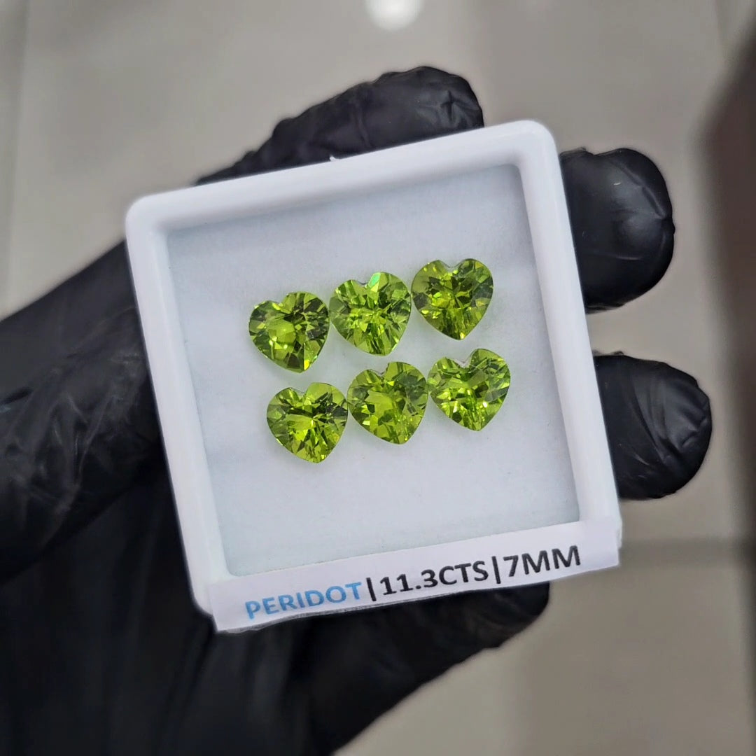 6 Pcs of Natural Peridot Faceted  | Heart Shape | Size:8mm - The LabradoriteKing