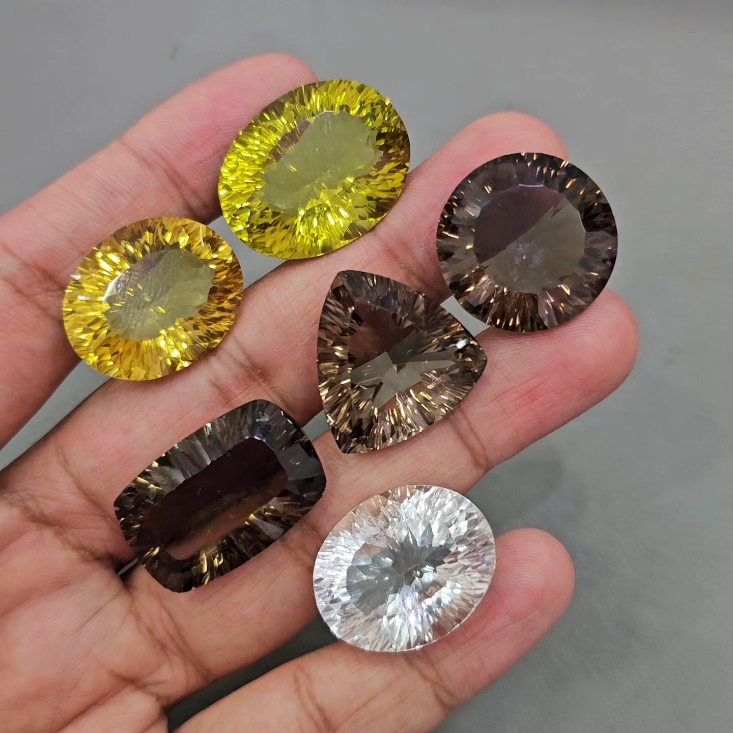 4 Pcs Smoky Quartz & Lemon Quartz Concave | Shape: Mix | 23-27mm - The LabradoriteKing