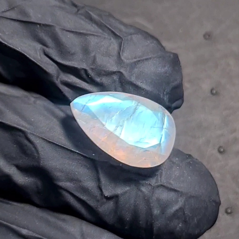 Natural Rainbow Moonstone from India Faceted | Pear| 18x13mm