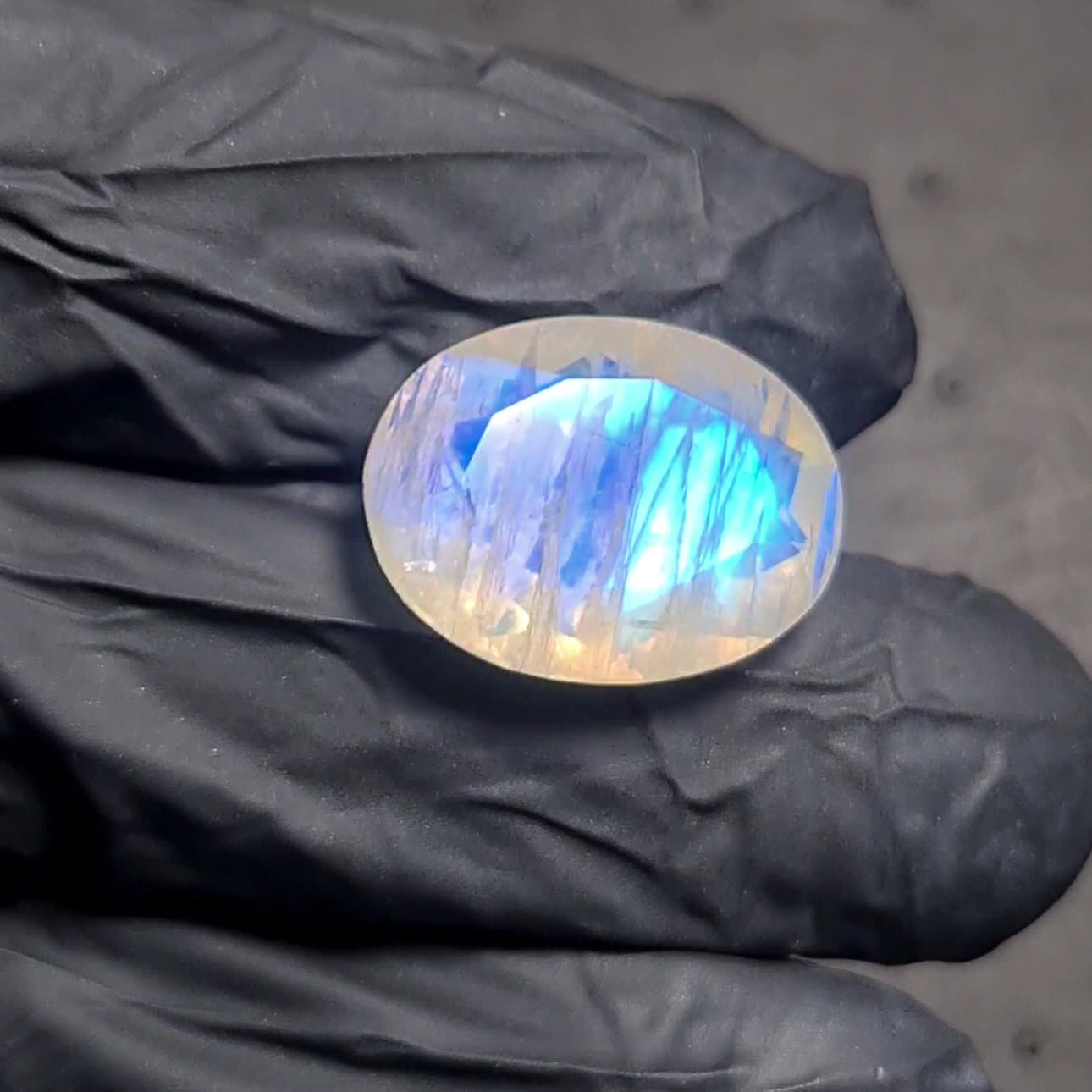 Natural Rainbow Moonstone from India Faceted | Oval| 19x14mm