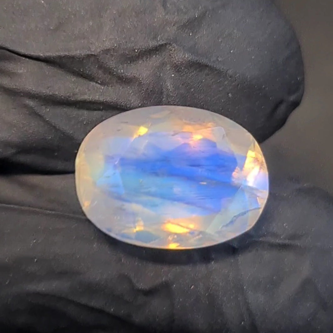 Natural Rainbow Moonstone from India Faceted | Oval| 15x11mm