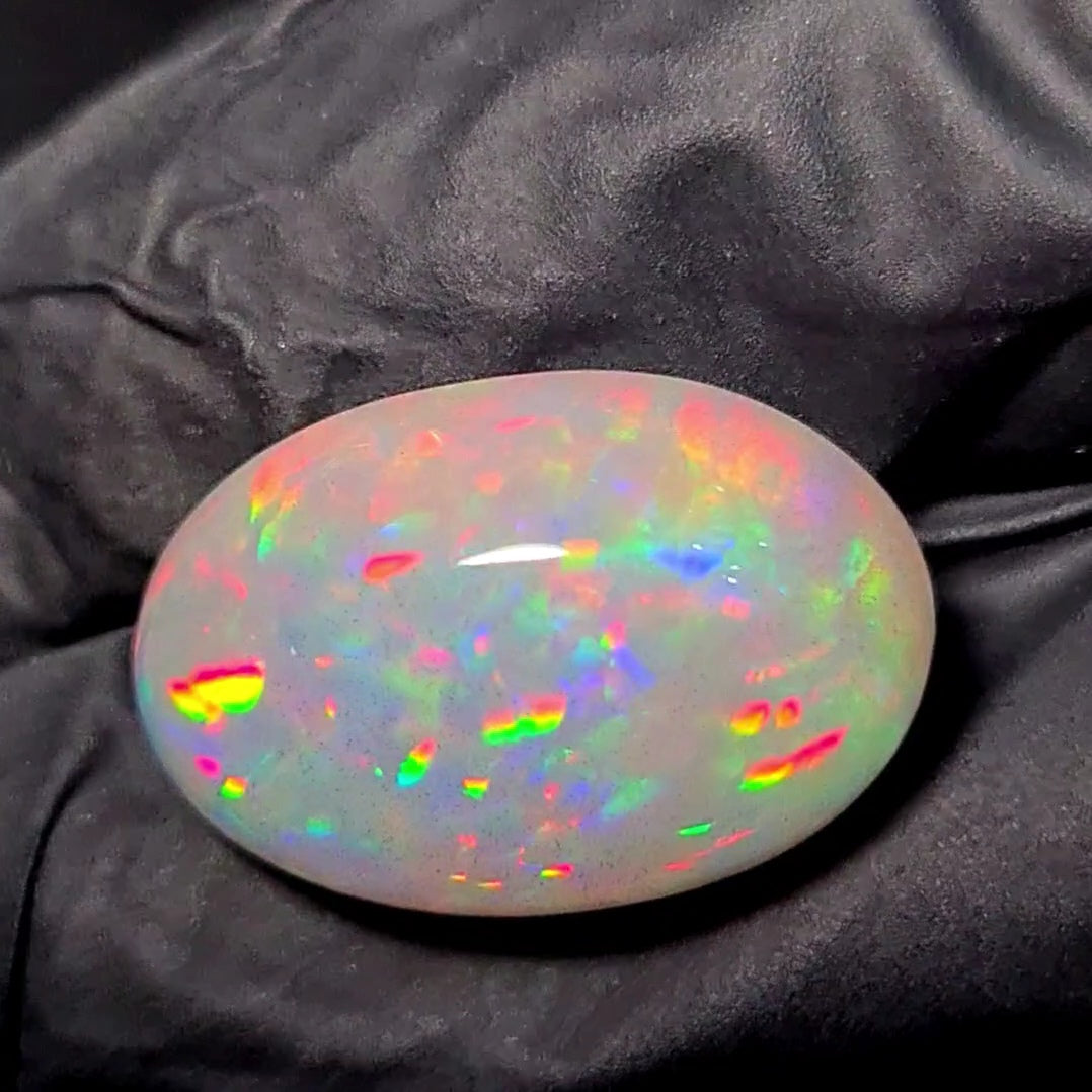 Natural Ethiopian Opal Cabochon | Oval| Size: 20x14mm - The LabradoriteKing