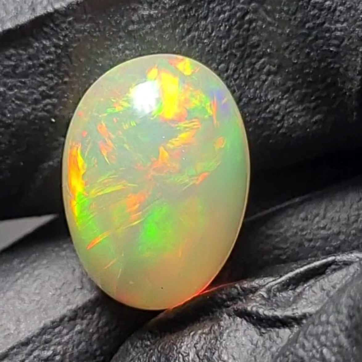 Natural Ethiopian Opal Cabochon | Oval| Size: 16x11mm - The LabradoriteKing