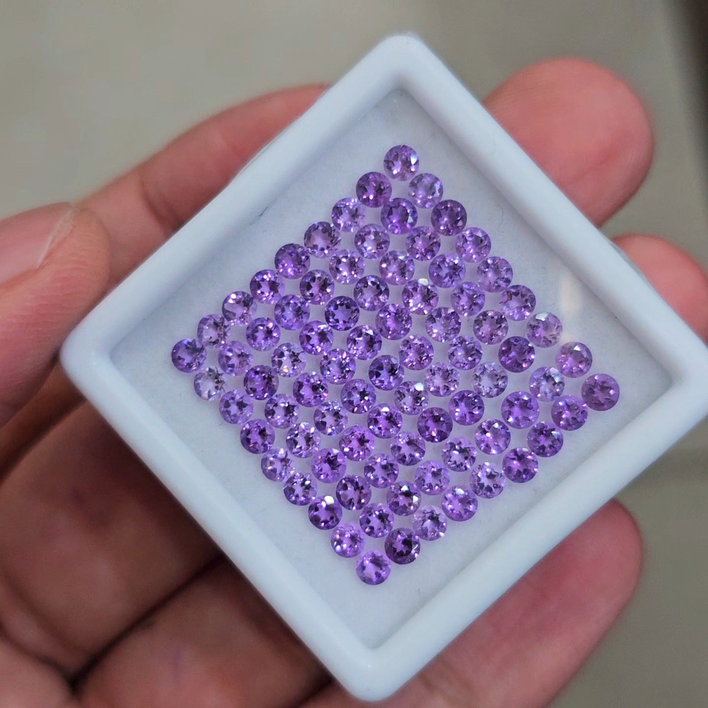 8.6cts Of Natural Amethyst Faceted Gemstone | Round | Size: 3mm | 81pcs