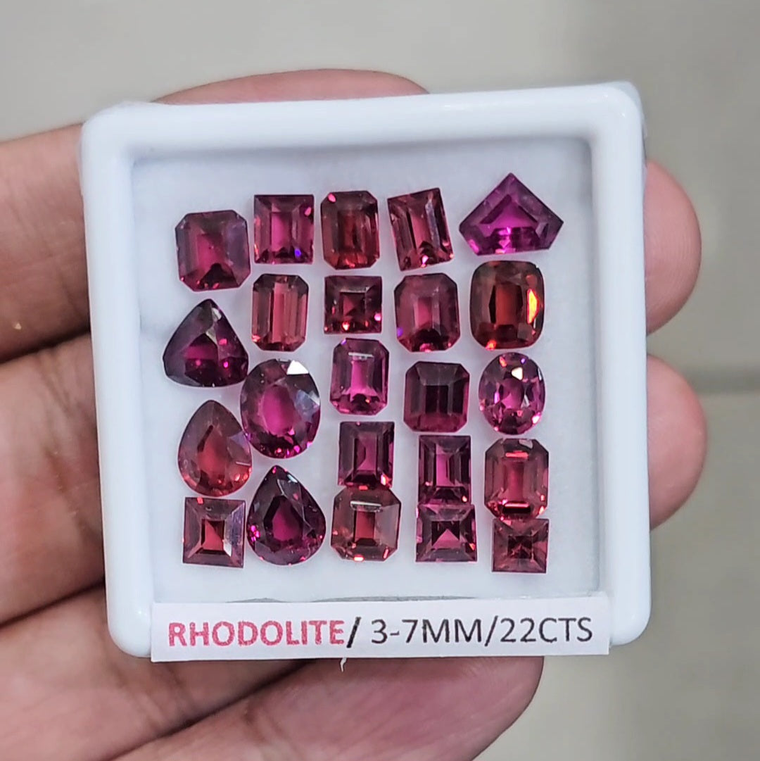 23 Pcs of Natural Rhodolite Garnet Faceted | Mix| Size: 3-7mm