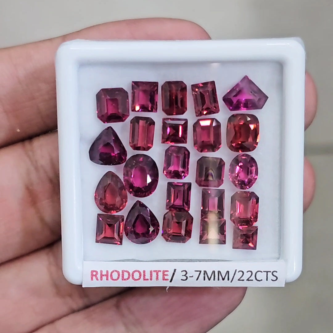 23 Pcs of Natural Rhodolite Garnet Faceted | Mix| Size: 3-7mm
