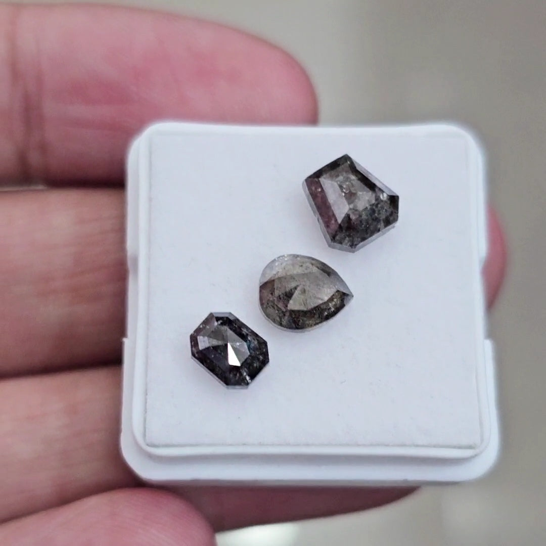 Salt And Pepper Diamonds Earth Mined Rosecut with Flatbacks | Wt: 3.9 Cts | Size: 6-7mm