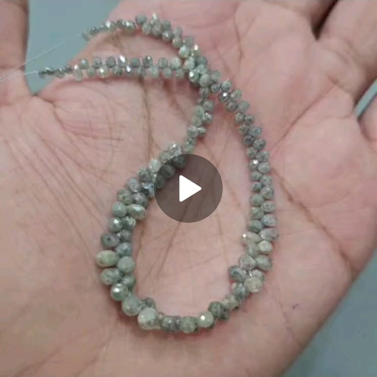 White Drops Beads 32 Cts | 780$