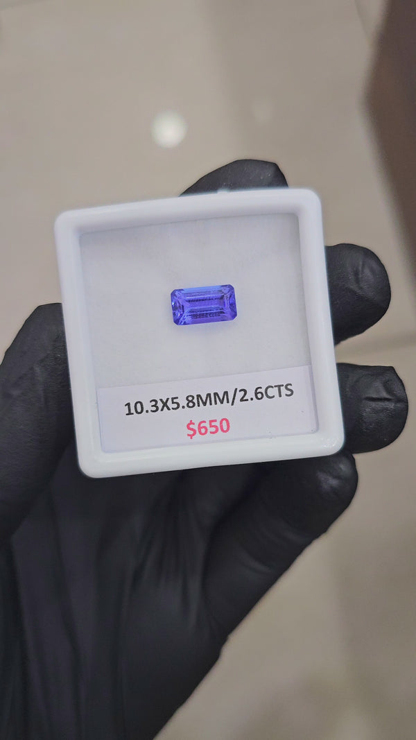 2.6Cts Certified Natural Tanzanite AAA+ Top Quality | Shape: Rectangle| Size: 10.3x5.8mm