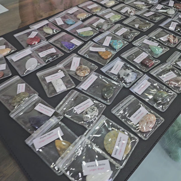 Ultimate 100 Pcs Cabochons box | 100 Unique Gemstones Labeled with origins